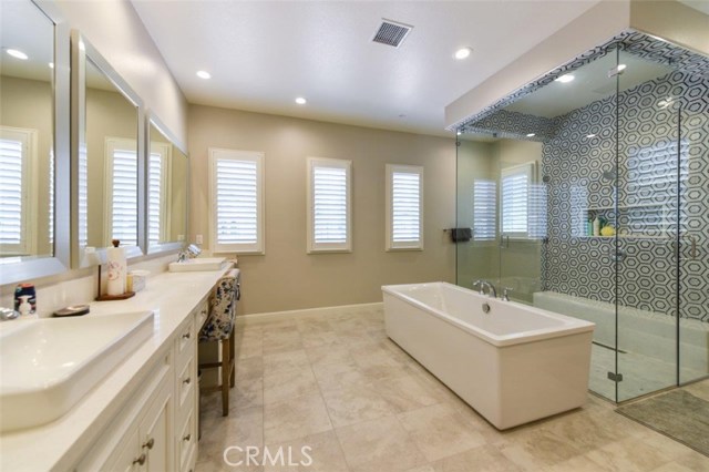Detail Gallery Image 37 of 43 For 222 Clear Falls, Irvine,  CA 92602 - 5 Beds | 5/1 Baths