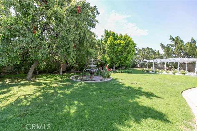 Detail Gallery Image 39 of 51 For 10928 Meseta Ave, Shadow Hills,  CA 91040 - 4 Beds | 3 Baths