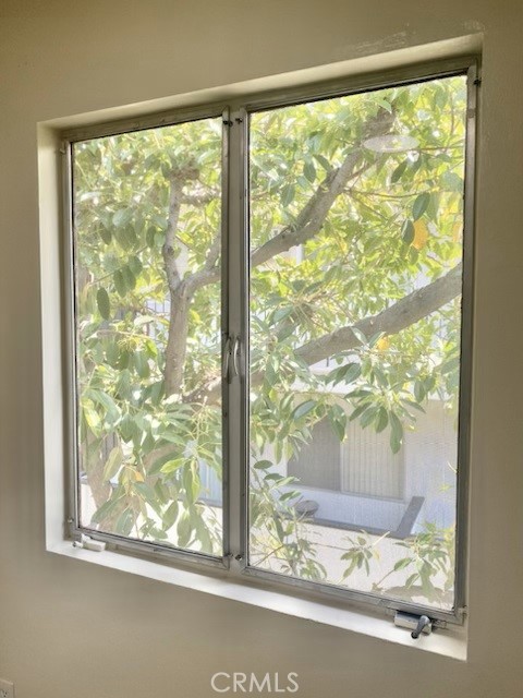 Detail Gallery Image 7 of 18 For 208 S Mariposa #6,  Los Angeles,  CA 90004 - 1 Beds | 1 Baths