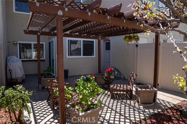 54 Oval Road, Irvine CA: https://media.crmls.org/medias/15c74efc-df8d-43fd-be80-cb14dec0bb61.jpg