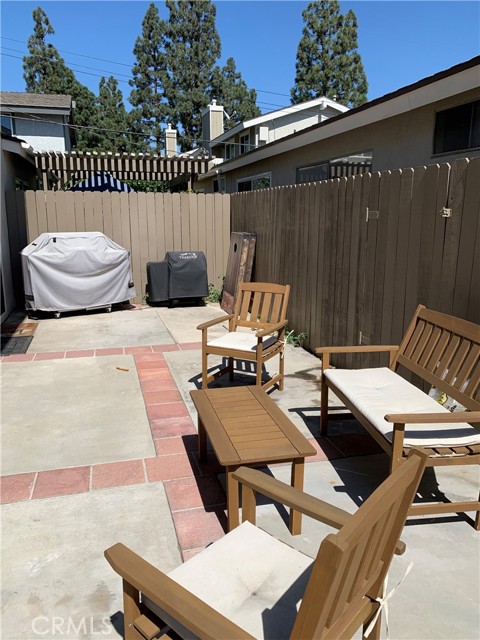 12700 Newport Avenue, Tustin CA: https://media.crmls.org/medias/15c79282-86e2-402b-bd4c-1d2722a301de.jpg