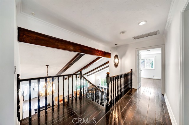 Detail Gallery Image 24 of 55 For 5441 Calvin Ave, Tarzana,  CA 91356 - 5 Beds | 5/1 Baths