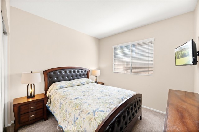 24795 Shady Pine Court, Murrieta CA: https://media.crmls.org/medias/15c8888d-3b32-49bc-b86a-cb6e09ec592c.jpg