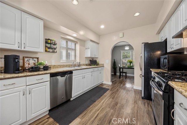 Detail Gallery Image 15 of 32 For 1229 Central Ave, Fullerton,  CA 92831 - 2 Beds | 1 Baths