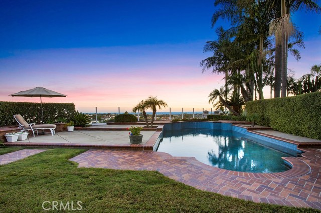 Front Image Thumbnail for CROC25243887