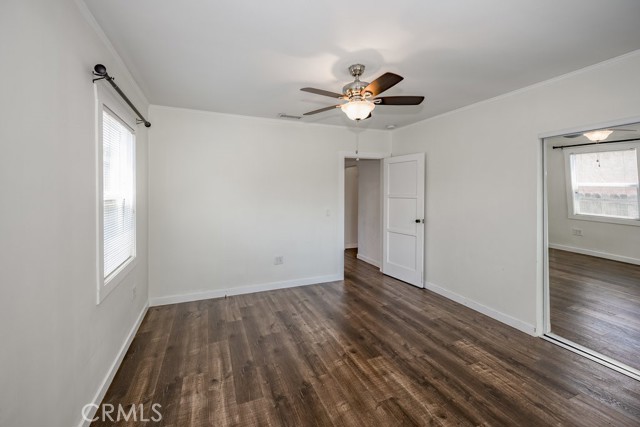 1219 N Lincoln Street, Burbank CA: https://media.crmls.org/medias/15c95d29-fab2-42cc-9ed2-8f249d8e0c25.jpg