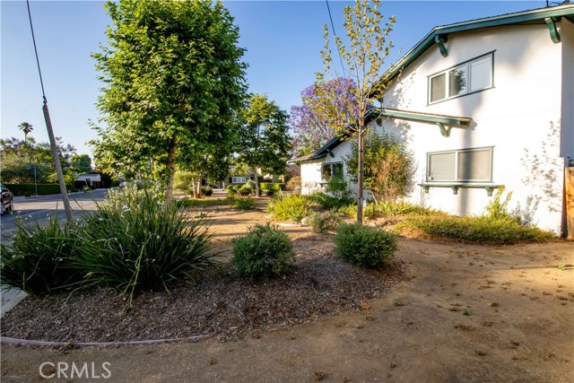 22654 Dolorosa Street, Woodland Hills CA: https://media.crmls.org/medias/15ca5b95-cf86-4941-b3b9-36aa3449708b.jpg