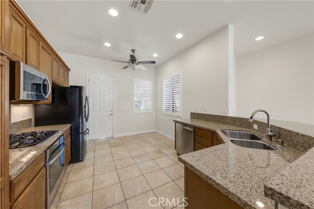 Detail Gallery Image 14 of 30 For 81683 Avenida Parito, Indio,  CA 92203 - 2 Beds | 2 Baths