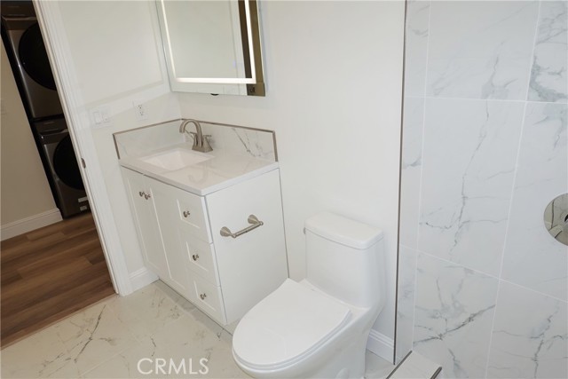 Detail Gallery Image 10 of 20 For 1727 Hiawatha Dr a,  Glendale,  CA 91208 - 2 Beds | 2 Baths