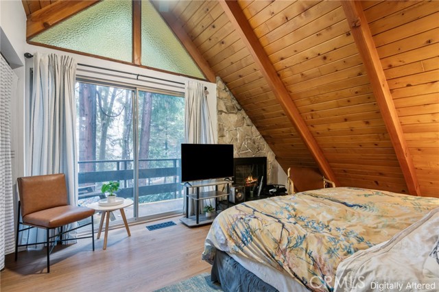 641 Buckingham, Lake Arrowhead, CA 92385
