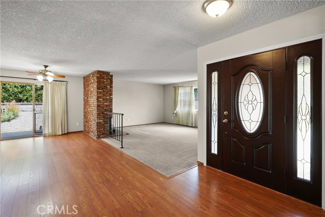 Detail Gallery Image 3 of 27 For 1085 Tamarack Ave, Brea,  CA 92821 - 4 Beds | 2 Baths