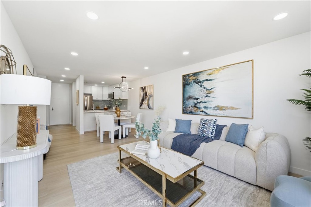 1140 E Ocean Boulevard #109