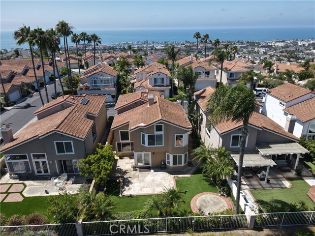24961 Beachwalk Way, Dana Point CA: https://media.crmls.org/medias/15ccbc11-2081-4b02-b360-842a889142b1.jpg