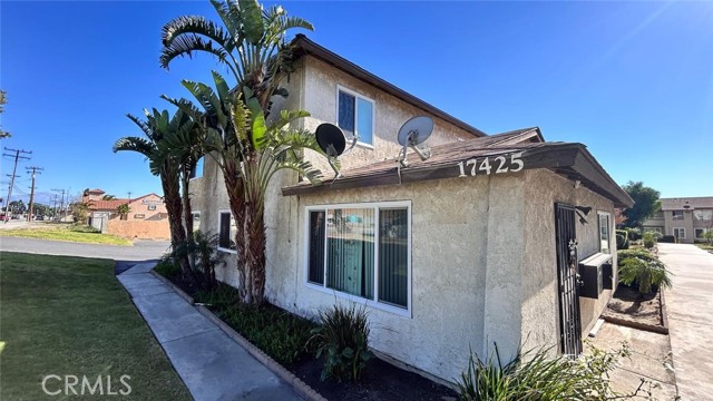 Detail Gallery Image 1 of 49 For 17425 Arrow Bld #10,  Fontana,  CA 92335 - 2 Beds | 1 Baths