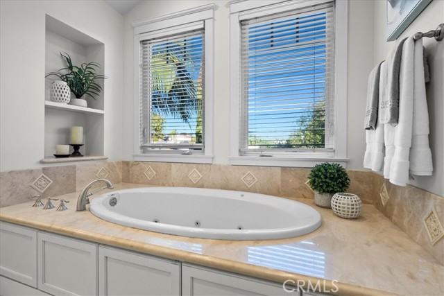 1900 Walnut Avenue, Manhattan Beach, California 90266, 5 Bedrooms Bedrooms, ,4 BathroomsBathrooms,Residential,Sold,Walnut,SB21229114