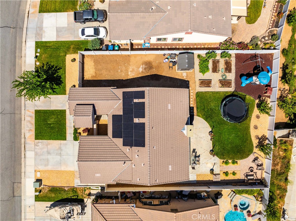 https://media.crmls.org/medias/15cce5e8-9cae-4179-b755-504e6e56f89b.jpg?preset=X-Large