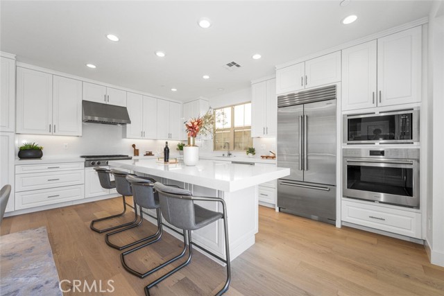 Detail Gallery Image 6 of 38 For 107 Somera, Irvine,  CA 92602 - 4 Beds | 3 Baths