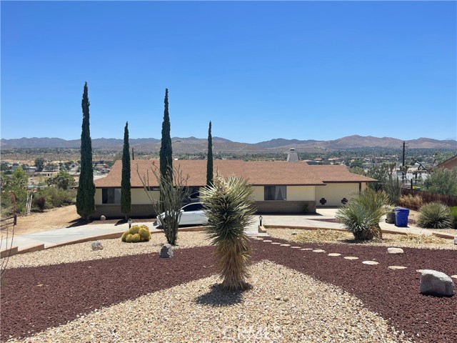 Image 3 for 57625 Sierra Way, Yucca Valley, CA 92284