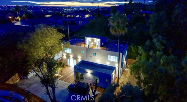 1220 Thorn W, San Diego CA: https://media.crmls.org/medias/15ce6cee-5ef3-497c-a914-bc5bb13577be.jpg