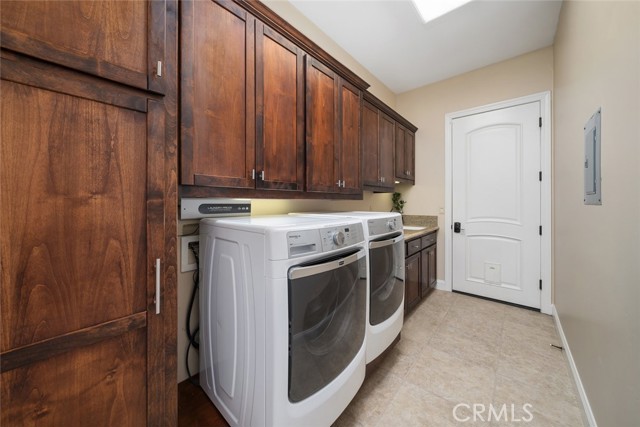 5495 Vista Serrano, Paso Robles CA: https://media.crmls.org/medias/15ced4c8-6768-48c9-bce7-2b7e6453843a.jpg