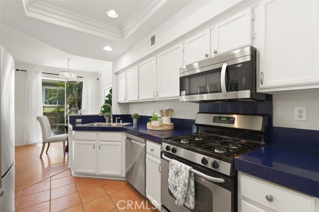 Detail Gallery Image 14 of 34 For 32 Breakers Ln, Aliso Viejo,  CA 92656 - 2 Beds | 2/1 Baths