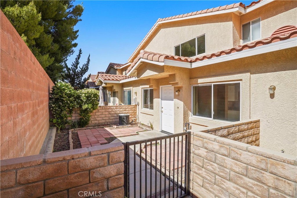 43473 30th Street W #3
