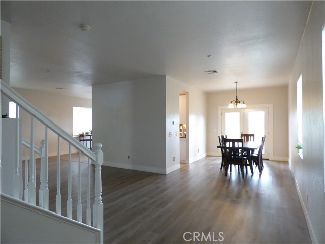 Detail Gallery Image 3 of 30 For 6279 Long Cove Dr, Fontana,  CA 92336 - 3 Beds | 2/1 Baths