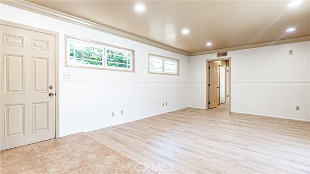 Image 12 of 35 For 5449 Fairbrook Street