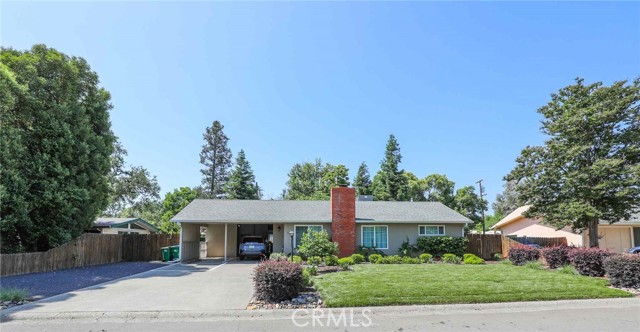 Just 2 blocks to the North Vally Plaza, this home is tucked away on a couple of small streets.