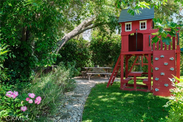 Detail Gallery Image 30 of 34 For 3585 Grayburn Rd, Pasadena,  CA 91107 - 3 Beds | 2 Baths