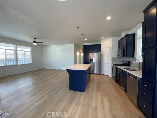 Detail Gallery Image 19 of 26 For 2601 E Victoria St #508,  Rancho Dominguez,  CA 90220 - 3 Beds | 2 Baths