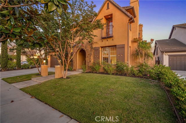 780 W Aster Place, Santa Ana CA: https://media.crmls.org/medias/15d38afe-4e04-43d5-b138-dbd46689025c.jpg