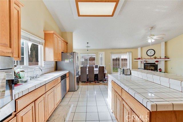 Detail Gallery Image 19 of 50 For 12794 Rain Shadow, Victorville,  CA 92395 - 3 Beds | 2 Baths