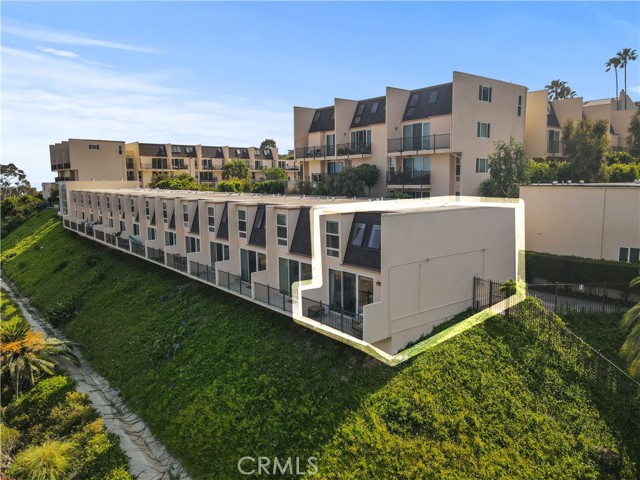 Detail Gallery Image 3 of 38 For 23901 Civic Center, Malibu,  CA 90265 - 2 Beds | 1/1 Baths