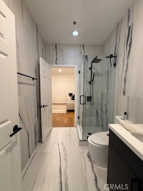 Detail Gallery Image 25 of 32 For 12011 Goshen #104,  Los Angeles,  CA 90049 - 2 Beds | 3 Baths