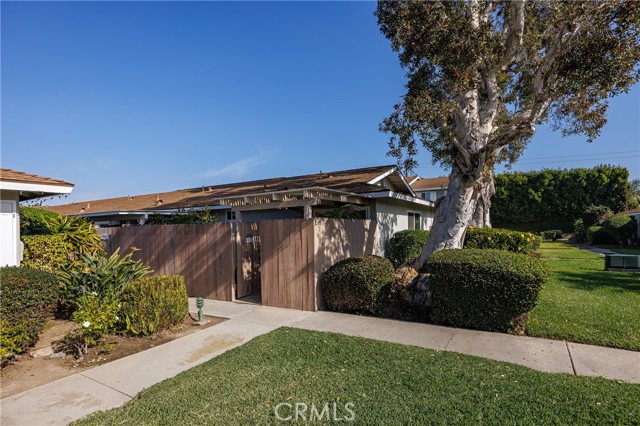 Detail Gallery Image 35 of 35 For 10220 Holburn, Huntington Beach,  CA 92646 - 1 Beds | 1 Baths