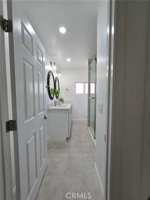 18672 Spaulding Avenue, North Tustin CA: https://media.crmls.org/medias/15d77ed0-9170-4188-9dc2-d4a338ca26ea.jpg