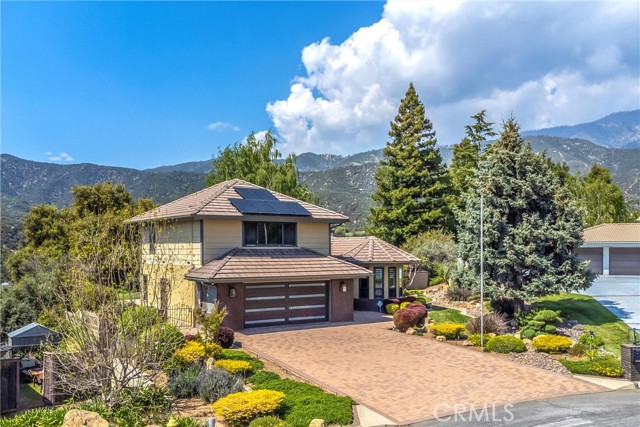 13046 Oak Crest Drive, Yucaipa CA: https://media.crmls.org/medias/15d7964b-ac04-4827-9e37-68e5ad699294.jpg