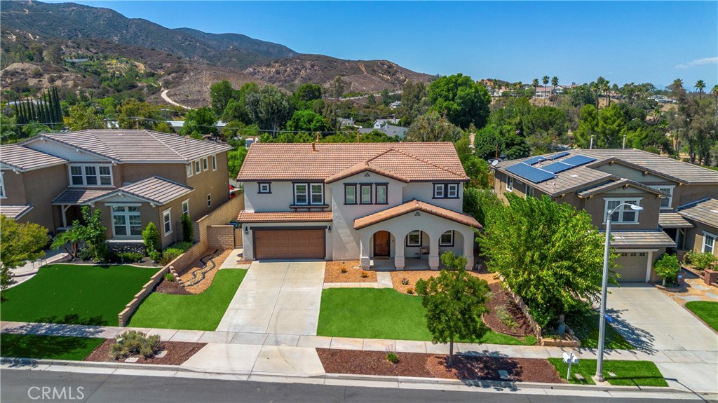 3384 Amethyst Street