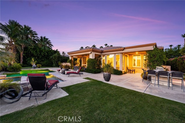 56102 Baltusrol, La Quinta CA: https://media.crmls.org/medias/15d7e9db-056b-43c1-8c1e-bd305e00790c.jpg