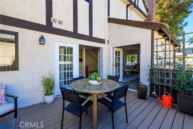 240 Broadway, Redondo Beach, California 90277, 3 Bedrooms Bedrooms, ,1 BathroomBathrooms,Residential,For Sale,Broadway,SB25240490