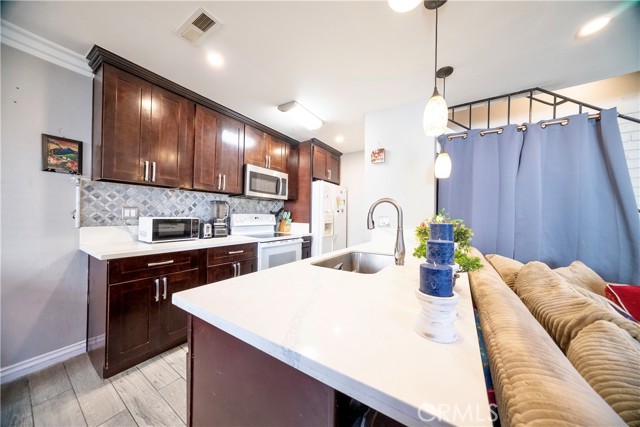 Detail Gallery Image 11 of 19 For 639 Avenida Del Platino, Newbury Park,  CA 91320 - 2 Beds | 1 Baths