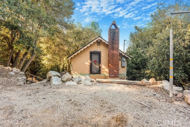 Detail Gallery Image 2 of 35 For 659 Ashlar Dr, Crestline,  CA 92325 - 1 Beds | 1 Baths