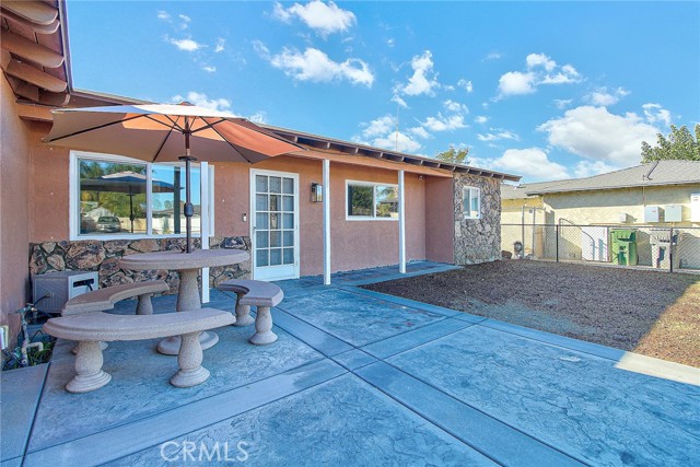 Detail Gallery Image 3 of 31 For 40679 Mulberry Dr, Hemet,  CA 92544 - 3 Beds | 2 Baths