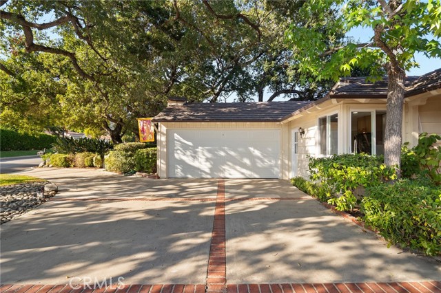 1648 Highland Oaks Drive, Arcadia CA: https://media.crmls.org/medias/15dd8d5e-bf18-4eeb-ae06-888b4e705e20.jpg