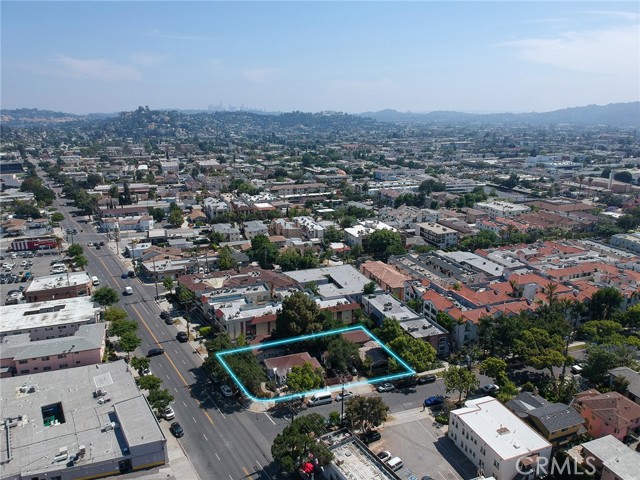 241 N Verdugo Road, Glendale CA: https://media.crmls.org/medias/15deeb2f-9d3b-4579-9e98-dfcc905debb3.jpg