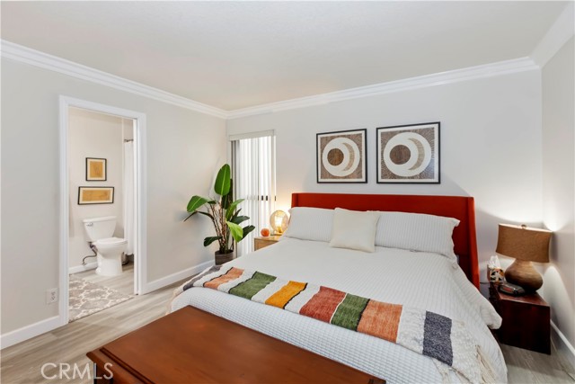 Detail Gallery Image 16 of 30 For 5226 Marina Pacifica Dr, Long Beach,  CA 90803 - 1 Beds | 1/1 Baths
