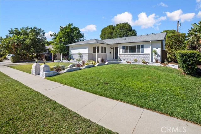 16257 16257 Los Alimos, Granada Hills CA: https://media.crmls.org/medias/15df7836-9e40-4806-bb35-79f85ea514d0.jpg