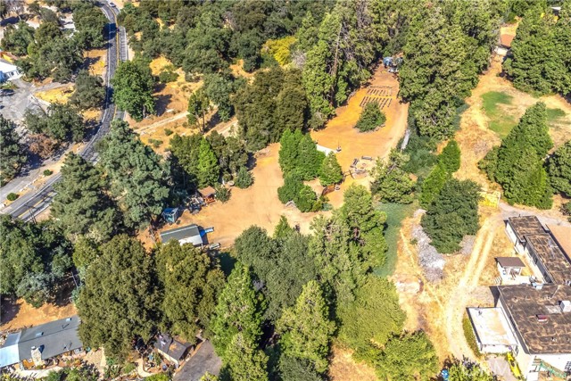 39065 Oak Glen Road, Oak Glen CA: https://media.crmls.org/medias/15e05c8e-d33d-40cf-bbc5-de744a50ecea.jpg