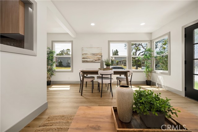 Detail Gallery Image 13 of 65 For 2510 Termino Ave, Long Beach,  CA 90815 - – Beds | – Baths
